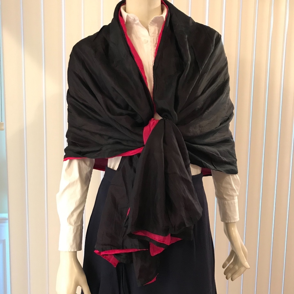 Reversible Silk Wrap Pink Black